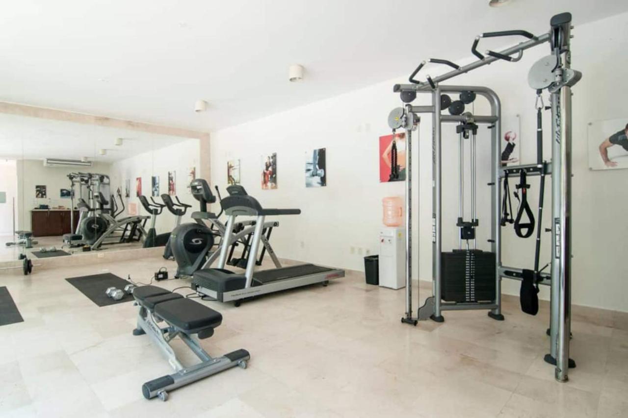 Luxurious & Central Condo In Playa Steps From The Beach Playa del Carmen Exterior foto