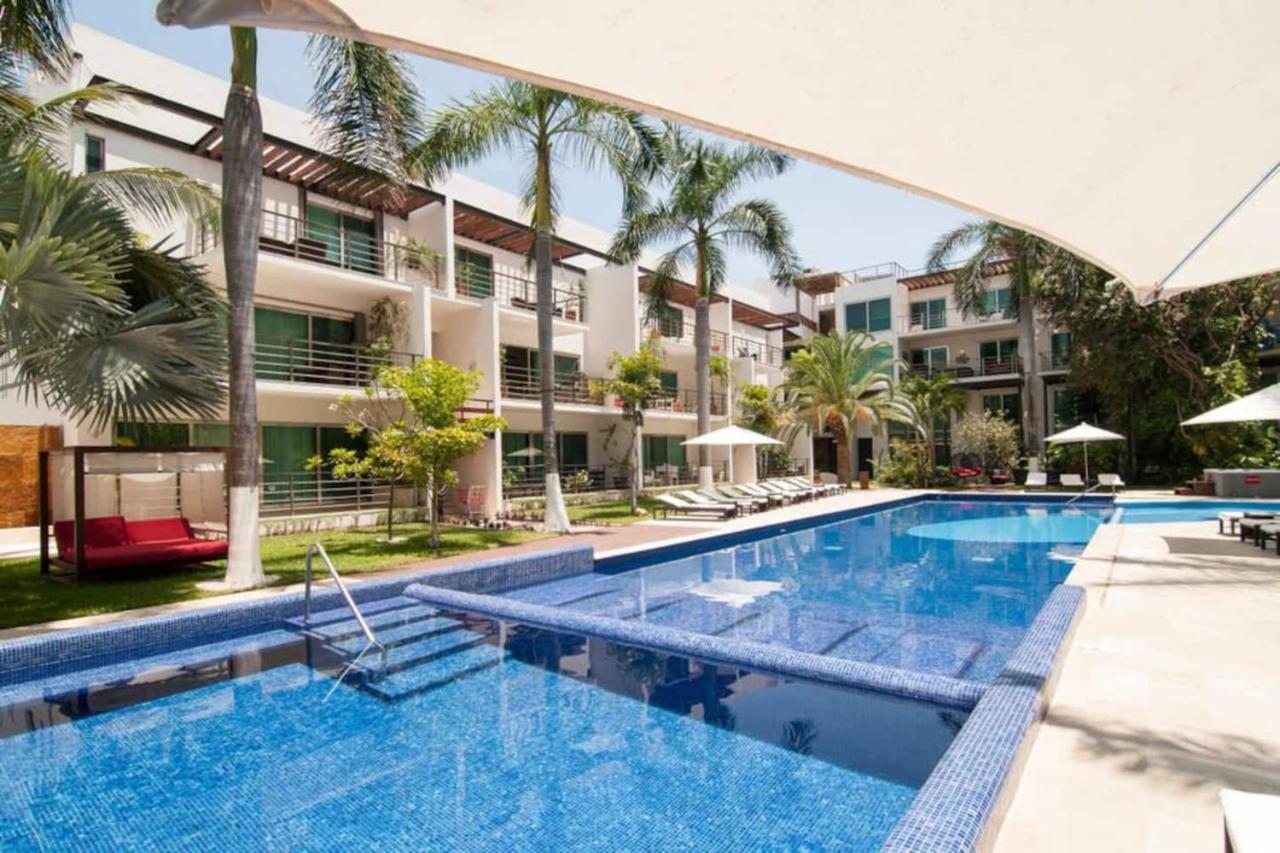 Luxurious & Central Condo In Playa Steps From The Beach Playa del Carmen Exterior foto