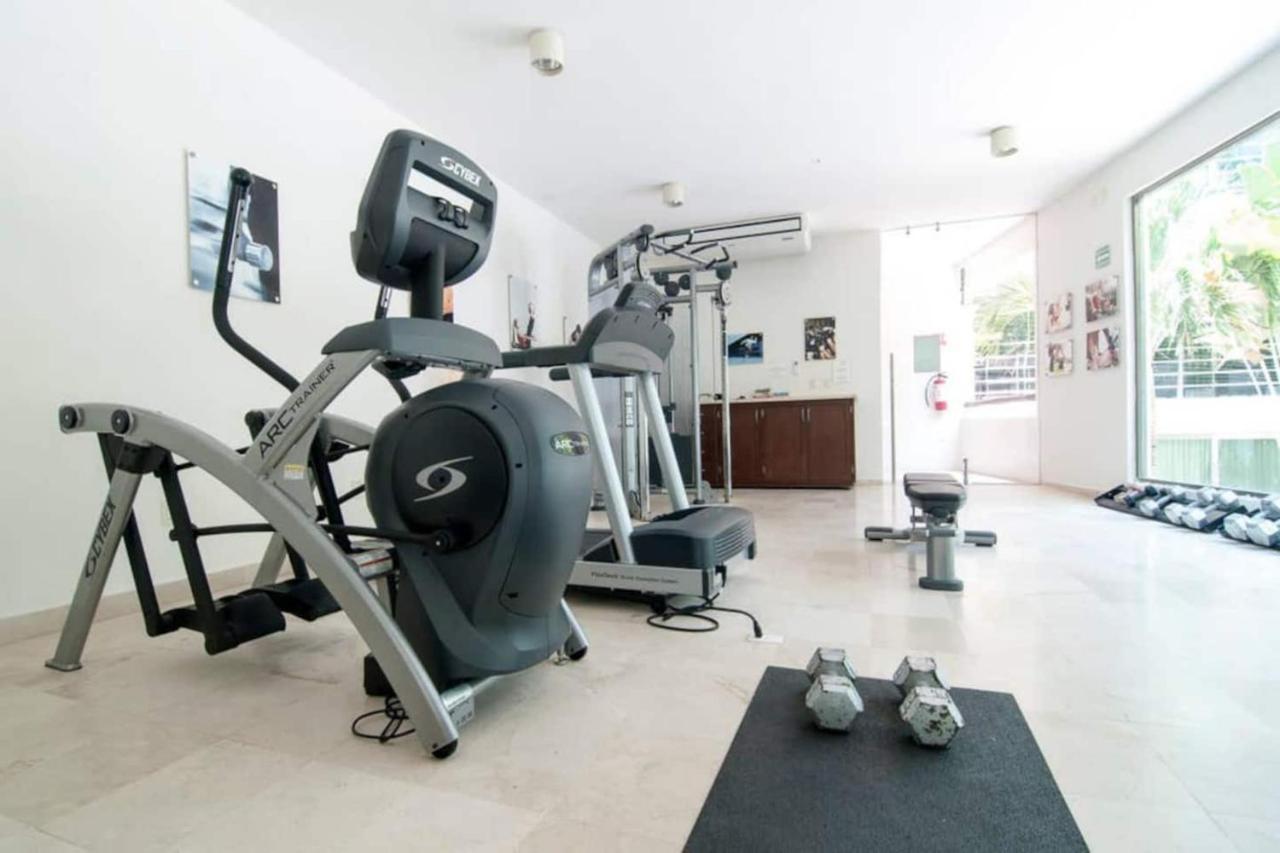 Luxurious & Central Condo In Playa Steps From The Beach Playa del Carmen Exterior foto