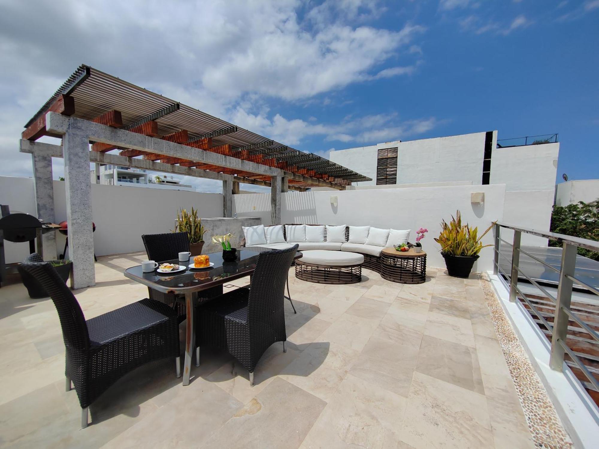 Luxurious & Central Condo In Playa Steps From The Beach Playa del Carmen Exterior foto