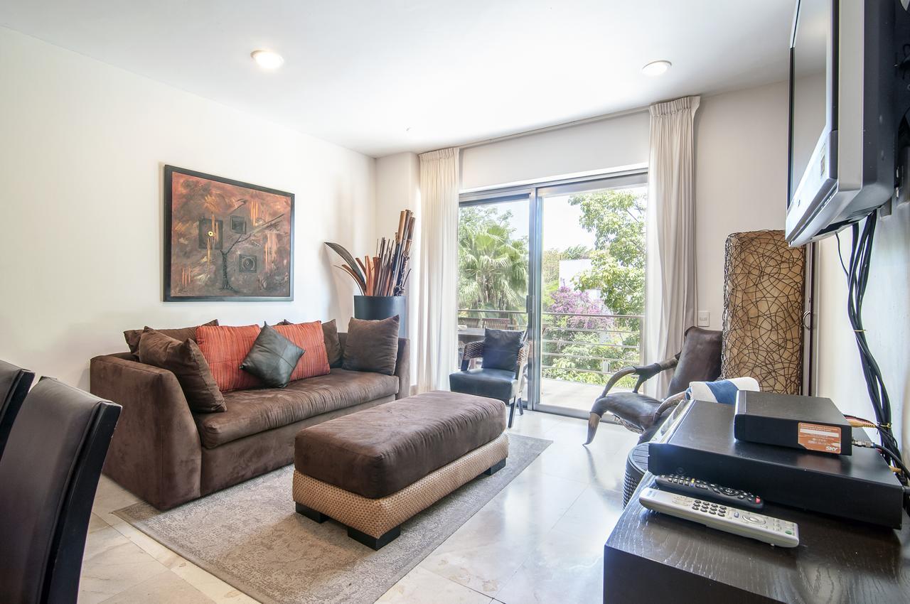 Luxurious & Central Condo In Playa Steps From The Beach Playa del Carmen Exterior foto