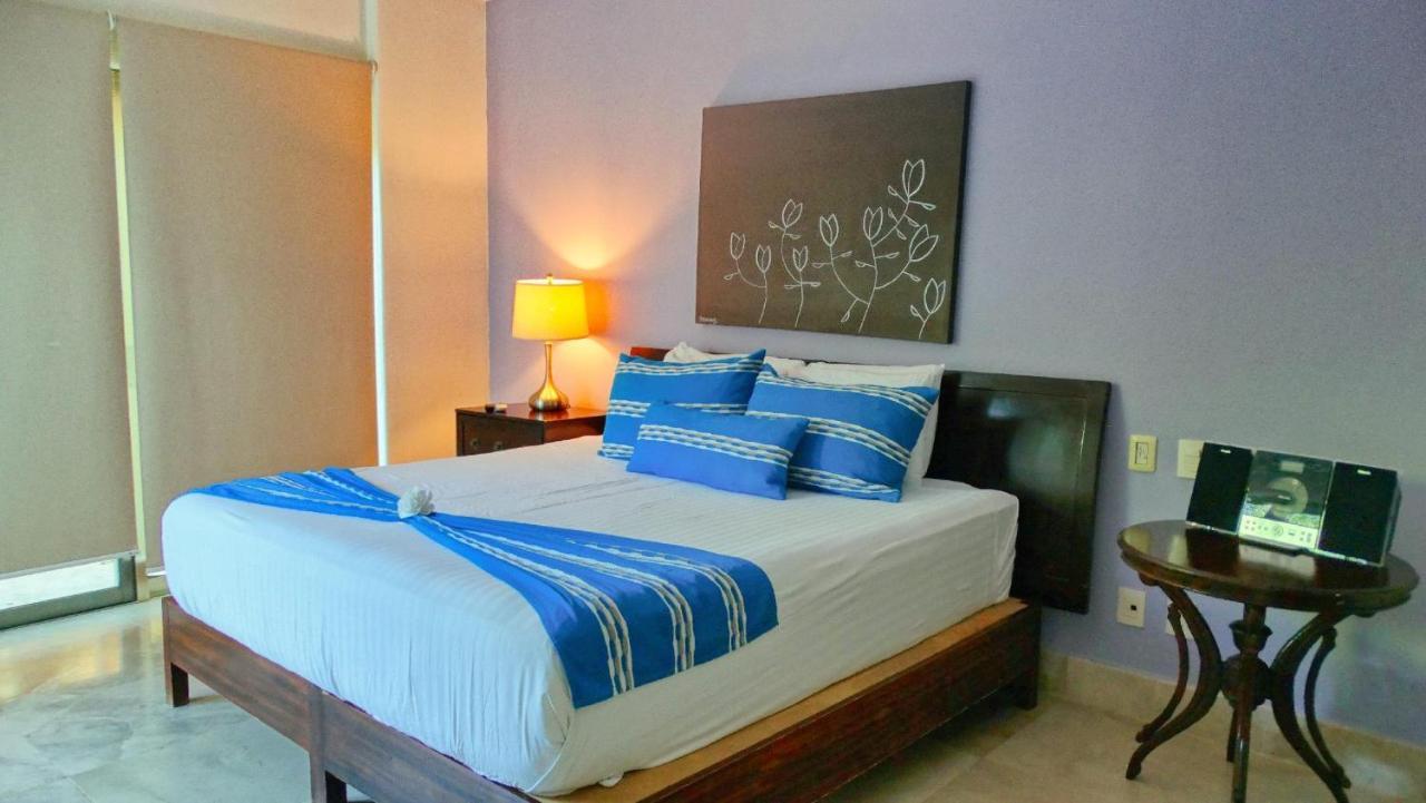 Luxurious & Central Condo In Playa Steps From The Beach Playa del Carmen Exterior foto